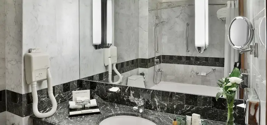 Madinah Hilton image